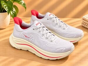 USED HOKA Women’s Clifton 10 Running Shoes Stucco/Cerise Size 8.5